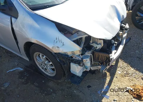 2021 Toyota Prius L Eco z USA, uszkodzony, nr VIN JTDKAMFU9M3143122